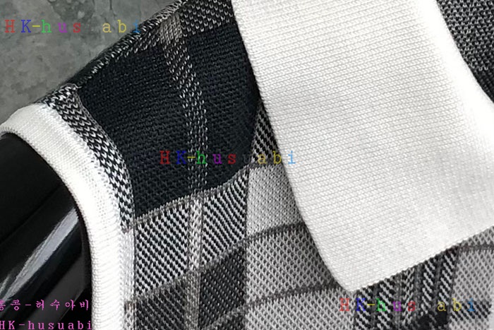NEW 톰브라운 조끼 신상 TB 966300