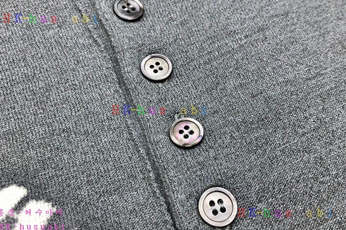 NEW 톰브라운 반팔티 신상 TB 4285025
