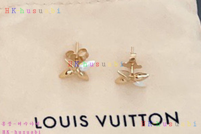 NEW  루이비통 귀걸이 신상 LV 827561