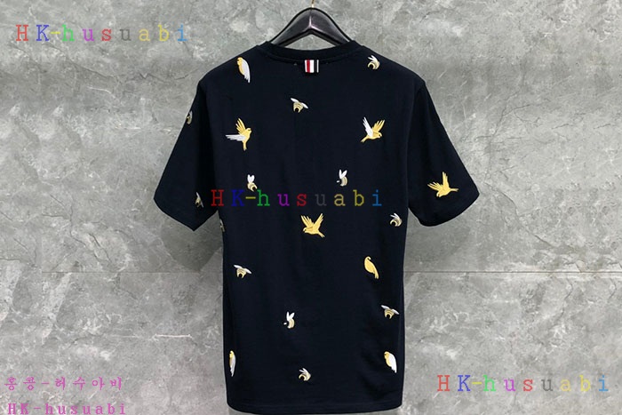 NEW 톰브라운 반팔티 신상 TB 2562500