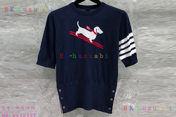 NEW 톰브라운 니트반팔 신상 TB 2562503