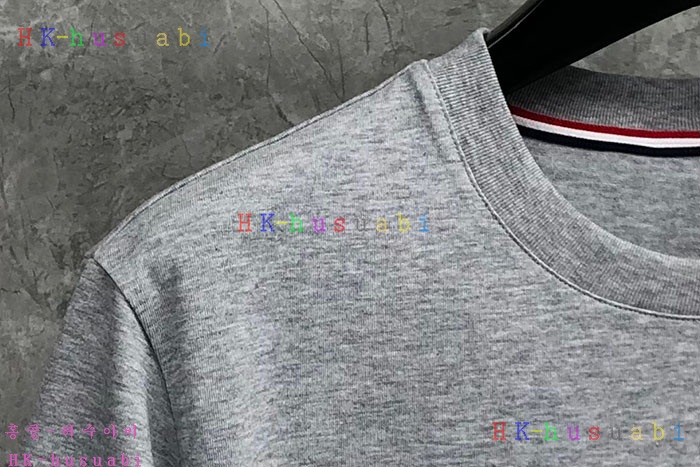 NEW 톰브라운 반팔티 신상 TB 855501