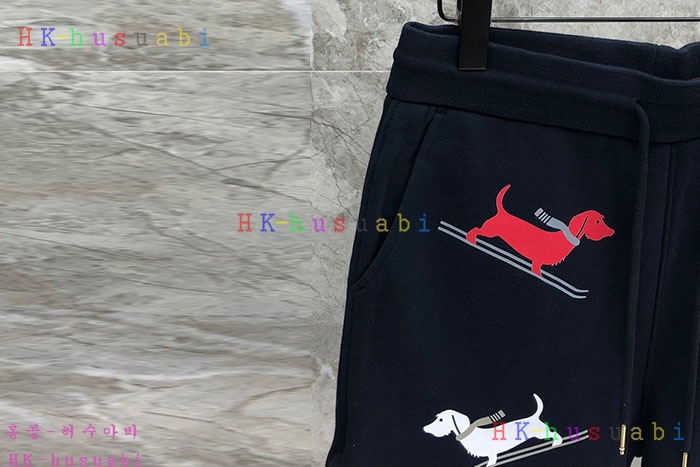 NEW 톰브라운 반바지 신상 TB 8532029