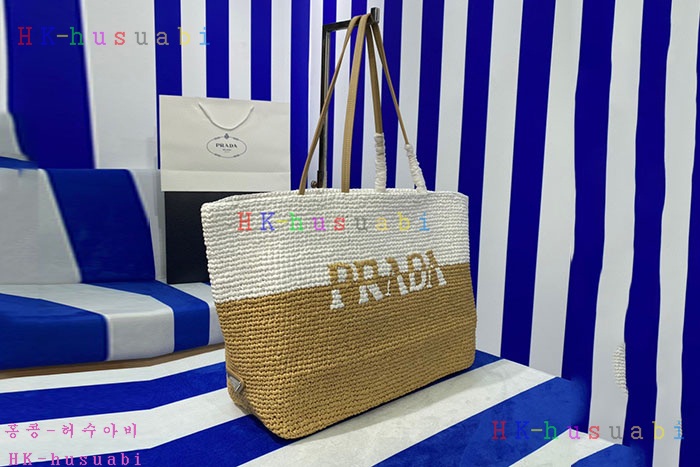 ★미러급★프라다 여성 로고 라피아 숄더 백 숄더백 1BG442