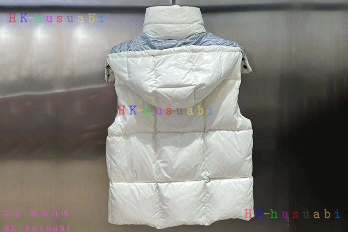 NEW 몽클레어 패딩조끼 신상 M 552816