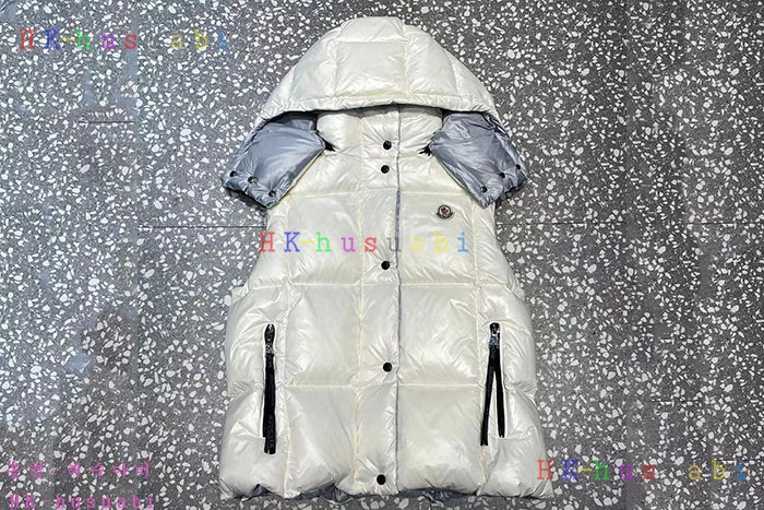 NEW 몽클레어 패딩조끼 신상 M 552816