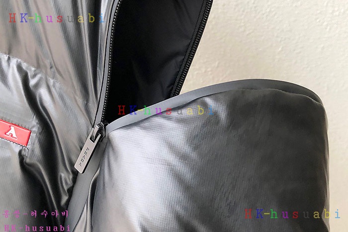 NEW 프라다 패딩 신상 P 877140