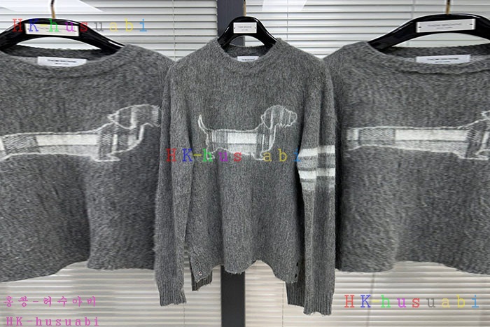 NEW 톰브라운 니트 신상 TB 575500