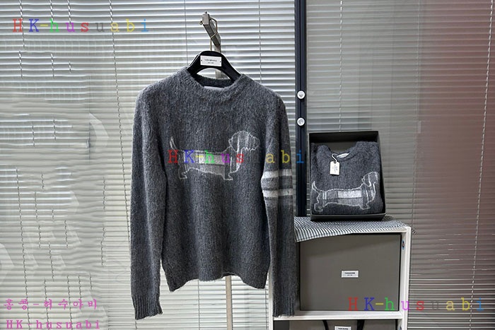 NEW 톰브라운 니트 신상 TB 575500