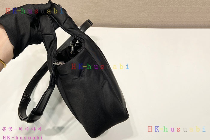 ★미러급★프라다 소프트 패딩 미니백 1BA359-5