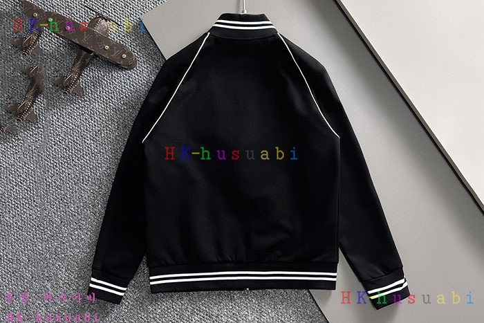 NEW 루이비통 상하의셋트 신상 LV 857724