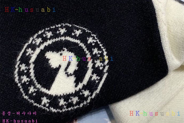 NEW 톰브라운 니트 신상 TF 958777