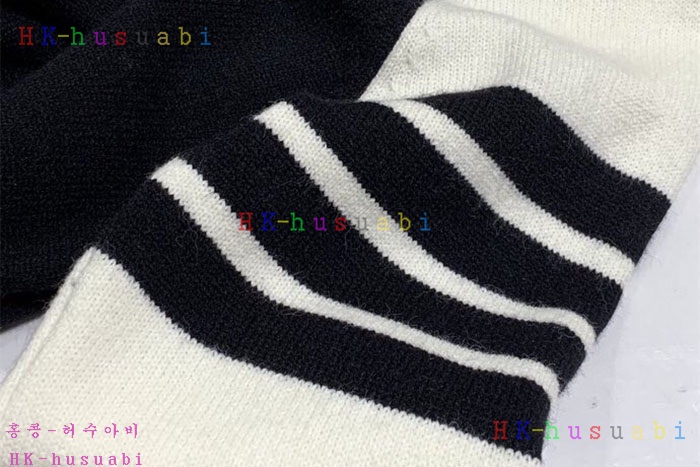 NEW 톰브라운 니트 신상 TF 958777