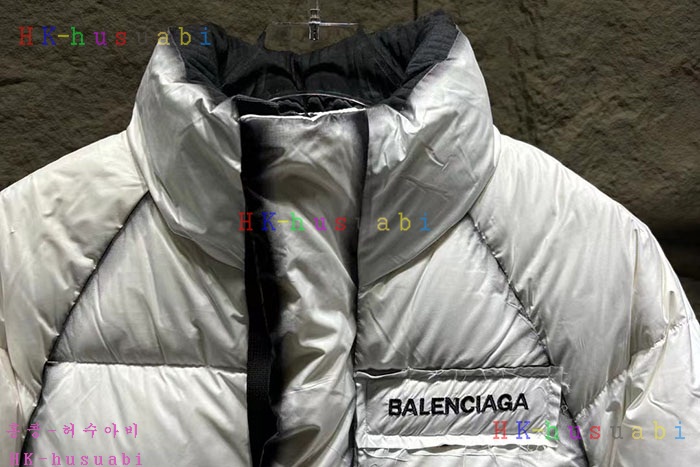 NEW 발렌시아가 패딩 신상 B 558251