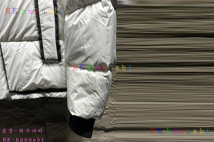 NEW 발렌시아가 패딩 신상 B 558251