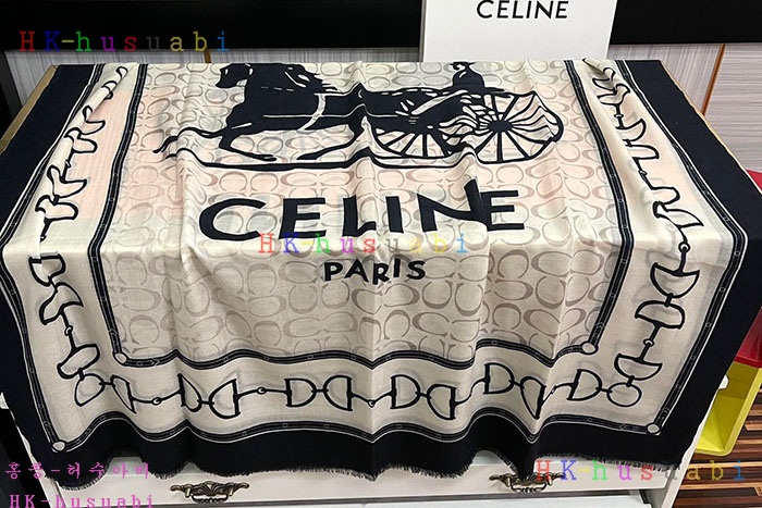 NEW 셀린느 스카프 신상 C 885803