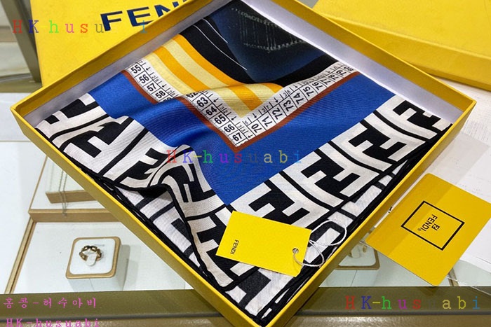 NEW펜디 스카프 신상 FD 705513