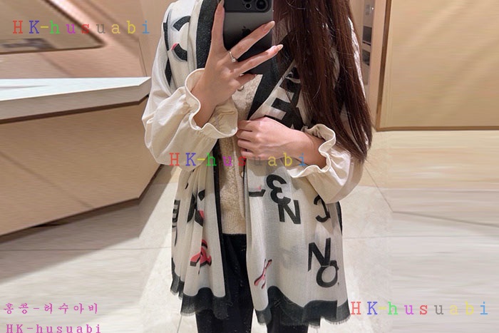 NEW 샤넬 스카프 신상 C 828807
