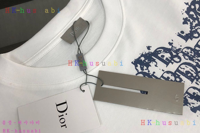 NEW 디올 반팔티 신상 DR 669026