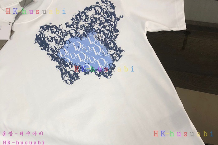 NEW 디올 반팔티 신상 DR 669026