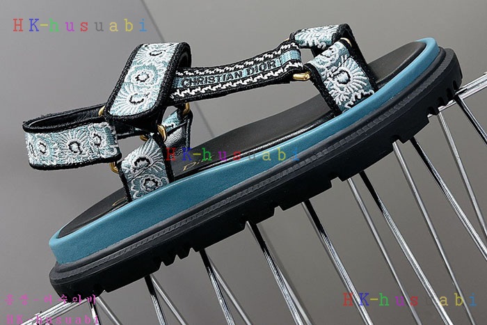 NEW 디올 샌들 신상 DR 655257