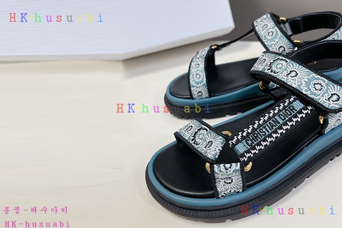 NEW 디올 샌들 신상 DR 655257
