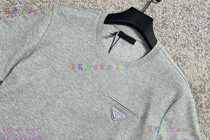 NEW 프라다 반팔티 신상 P 997044
