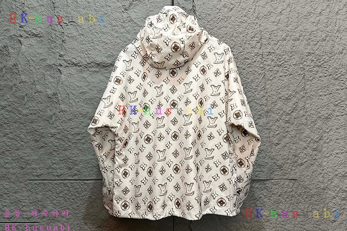 NEW 루이비통 자켓 신상 LV 690033
