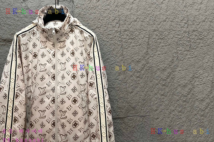 NEW 루이비통 자켓 신상 LV 690033