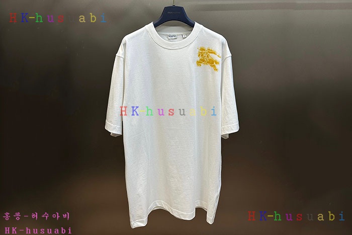 NEW 버버리 반팔티 신상  B 674407