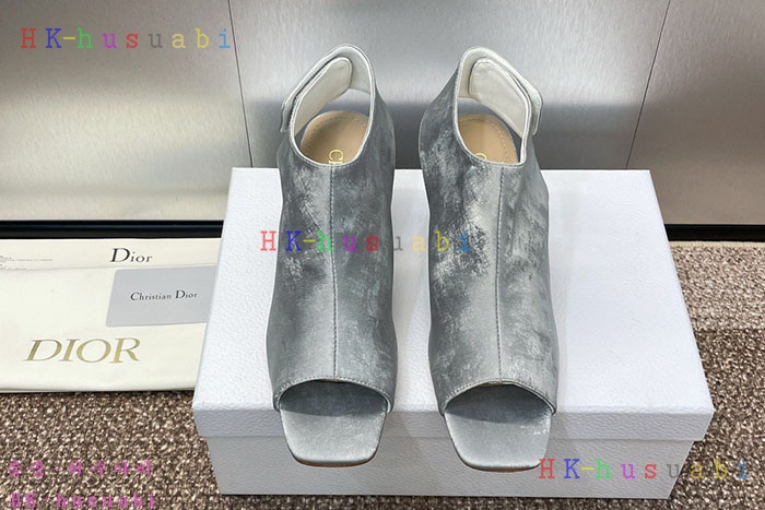 NEW 디올 신발 신상 DR 188570