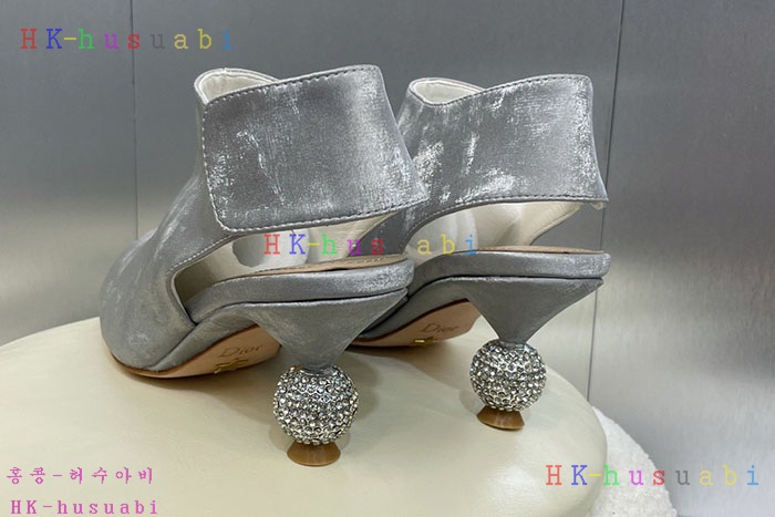 NEW 디올 신발 신상 DR 188570