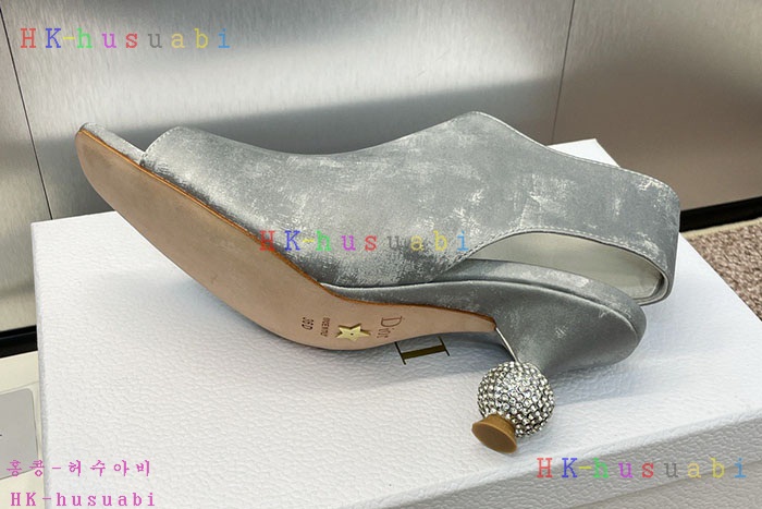 NEW 디올 신발 신상 DR 188570