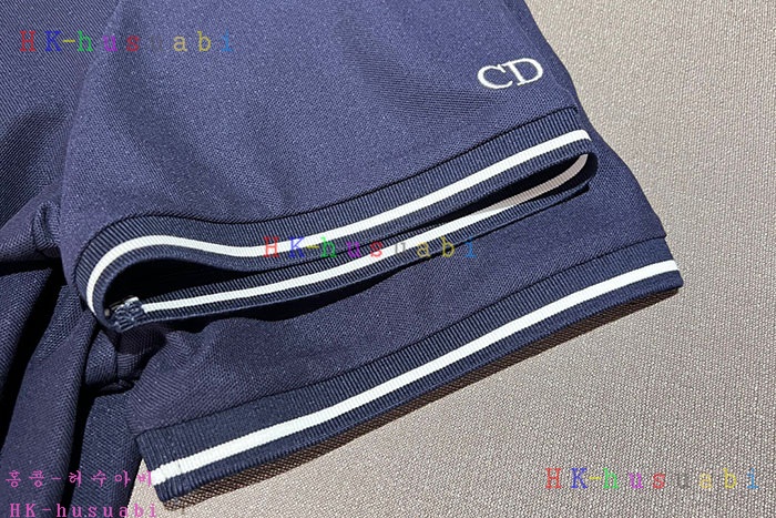 NEW 디올 반팔티 신상 DR 558024