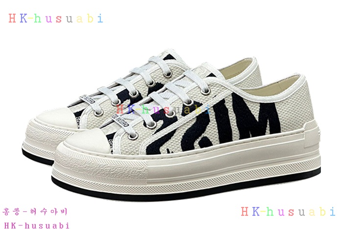 NEW 디올 신발 신상 DR 429901