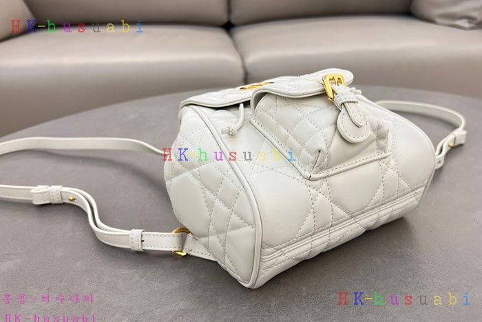 �ڹ̷��ޡڵ�� ī�� ���� ����  M6302-2