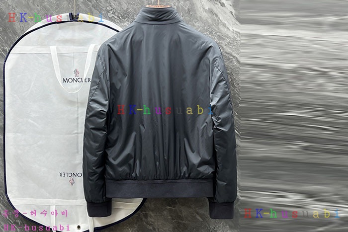 NEW 몽클레어  패딩자켓 신상 M 2070408