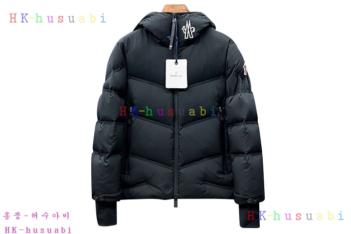 NEW 몽클레어 패딩 신상 M 748070