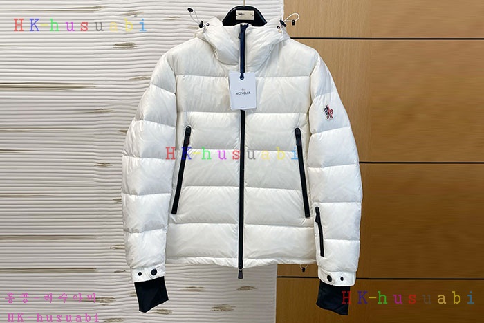 NEW 몽클레어 패딩 신상 M 3804018
