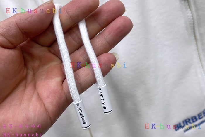 NEW 버버리 트레이닝 신상 B 6555212