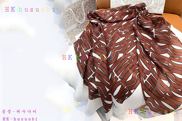 NEW 디올 스카프 신상 DR 485803