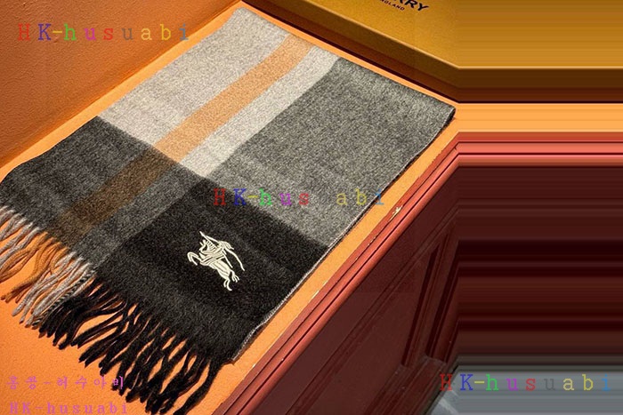 NEW 버버리 스카프 신상 BB  558056
