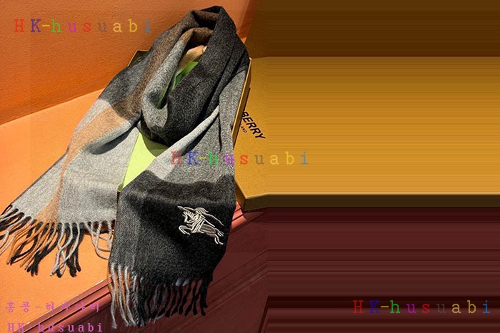 NEW 버버리 스카프 신상 BB  558056