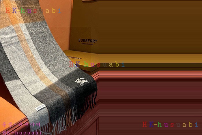 NEW 버버리 스카프 신상 BB  558056