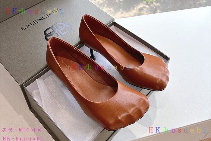 NEW 발렌시아가 신발 신상 B 5594414