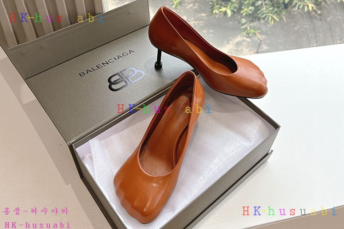 NEW 발렌시아가 신발 신상 B 5594414