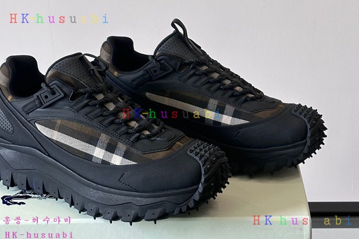 NEW 버버리 스니커즈 신상 B 1150040