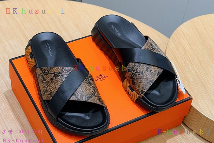NEW 에르메스 샌들 신상 H 4585810