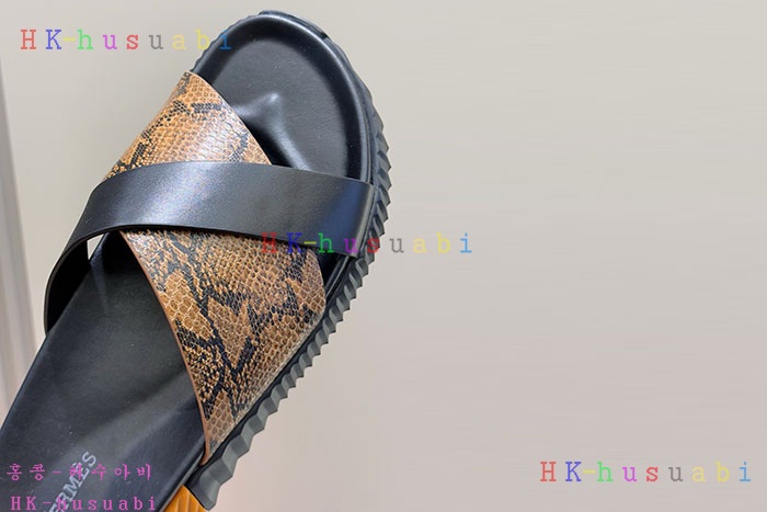 NEW 에르메스 샌들 신상 H 4585810