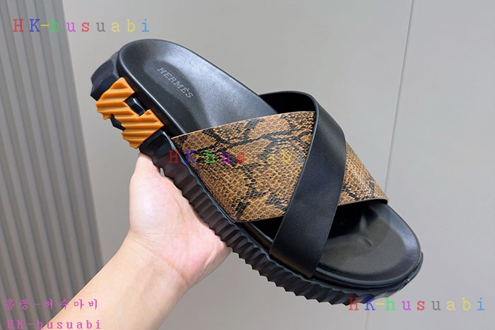 NEW 에르메스 샌들 신상 H 4585810